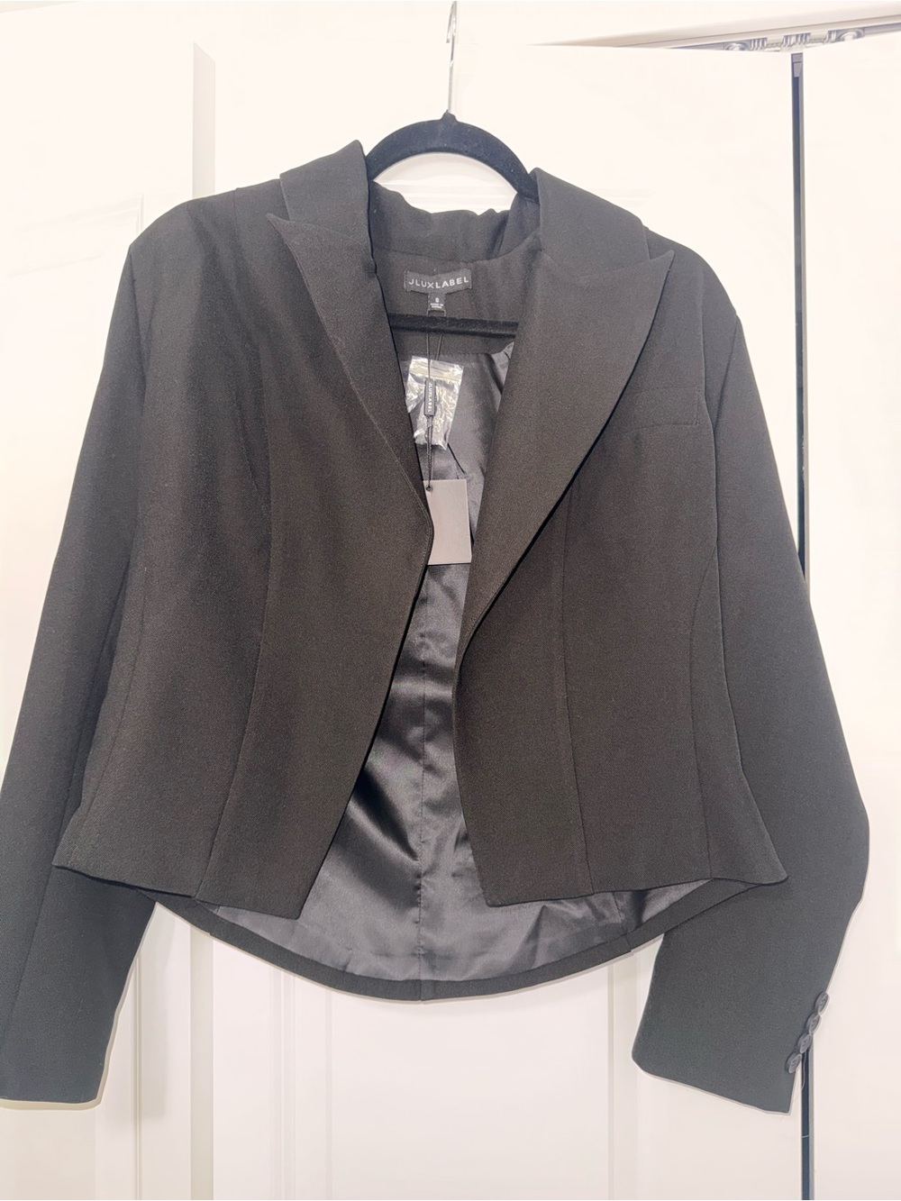 JLUXLABEL Black Cropped Tailored Blazer